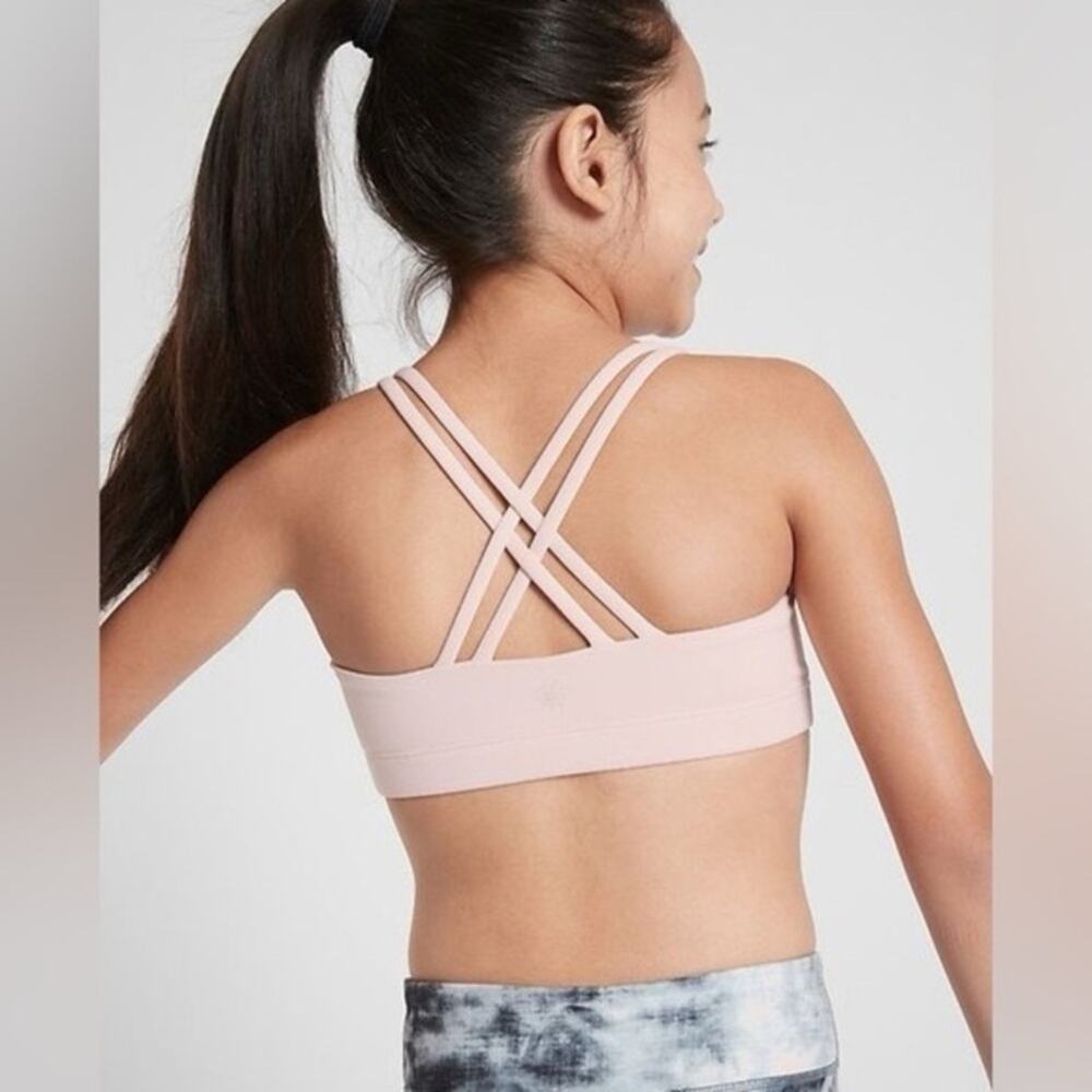 Athleta Upbeat Pale Pink Strappy Sports Bra Size Youth Medium 8/10